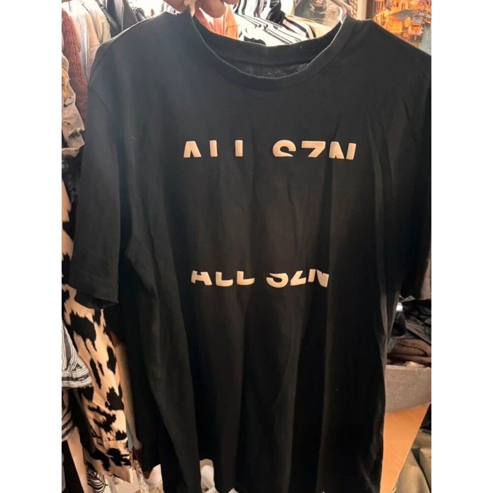 Adidas tshirt